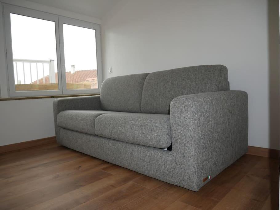 Logement Lumineux Avec Terrasse ラ・ロッシュ＝シュル＝ヨン エクステリア 写真